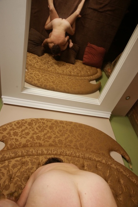 Old mature Jana W kisses a horny teen and takes his boner deeply