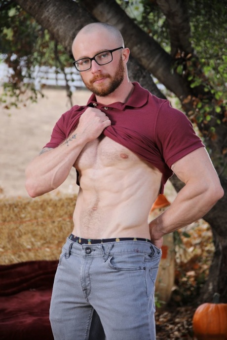 Amateur twink Markie More enjoys outdoor anal in a threesome with hung studs