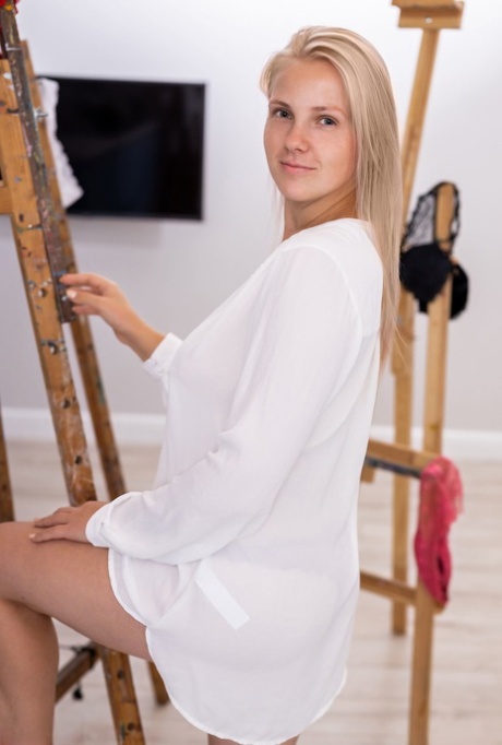 Delightful amateur girlfriend Milena P unveils her awesome big tits and twat