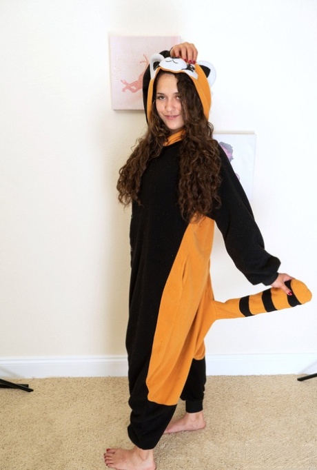 Ziggy Star strips her costume and shows her big ass and hairy holes