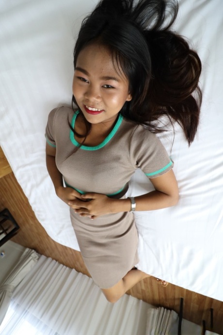 Petite Asian girl Ngon getting her beaver pounded and creampied in POV