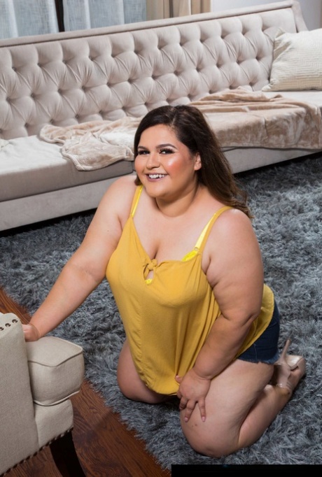 Fat teen Karla Lane exposes her massive ass and big nipples in a solo